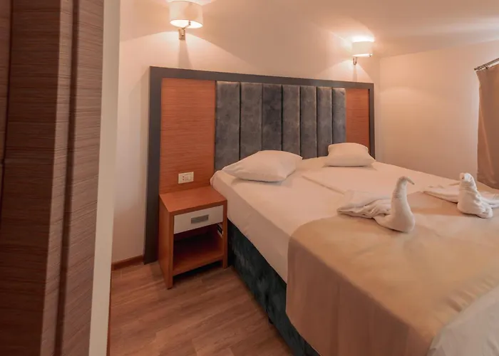 Lara Boutique Pansiyon