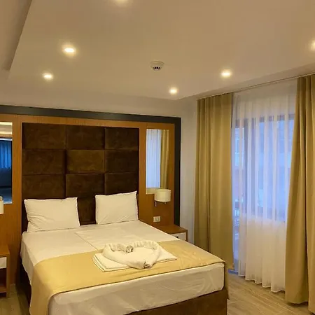 Lara Boutique Homestay *