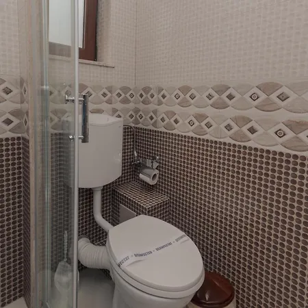 Lara Boutique Accommodatie bij particulieren Eforie Nord